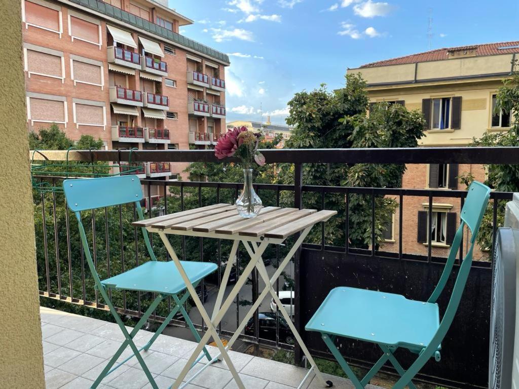 Modern City Apartment Модена Екстериор снимка