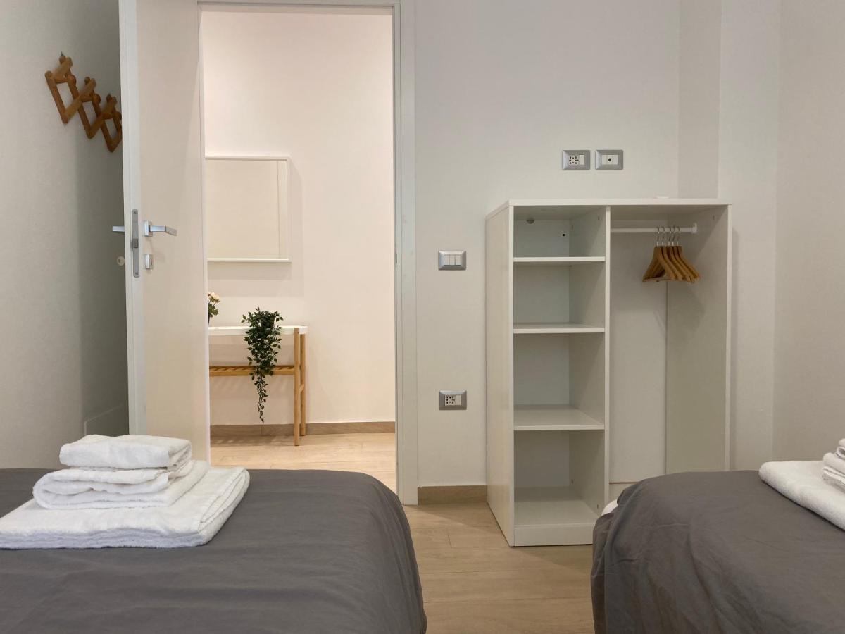 Modern City Apartment Модена Екстериор снимка