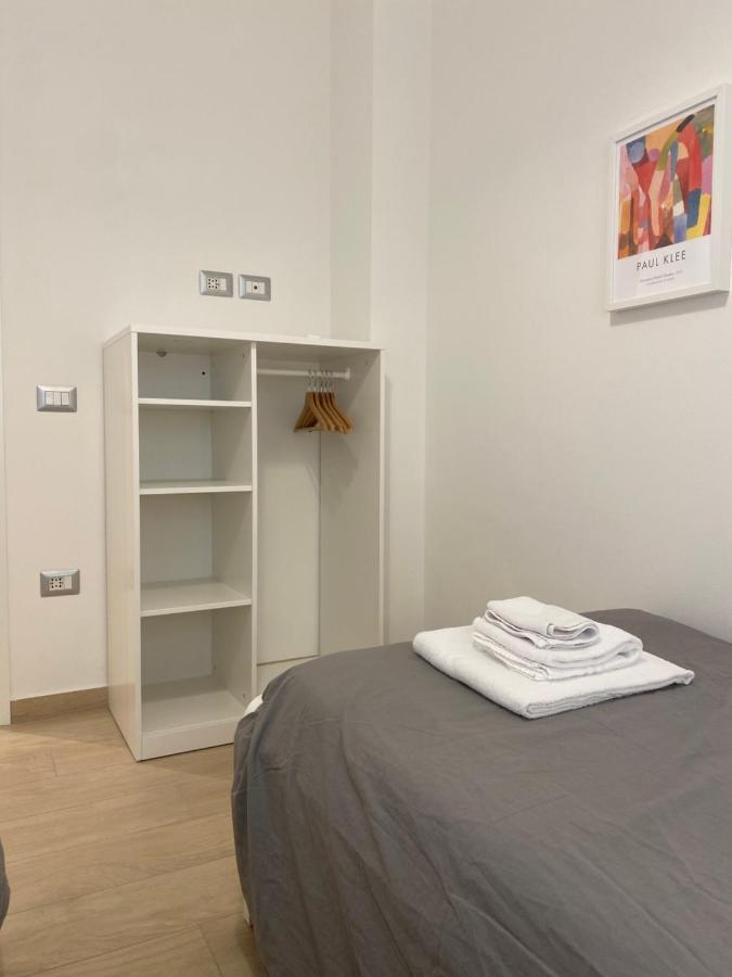 Modern City Apartment Модена Екстериор снимка
