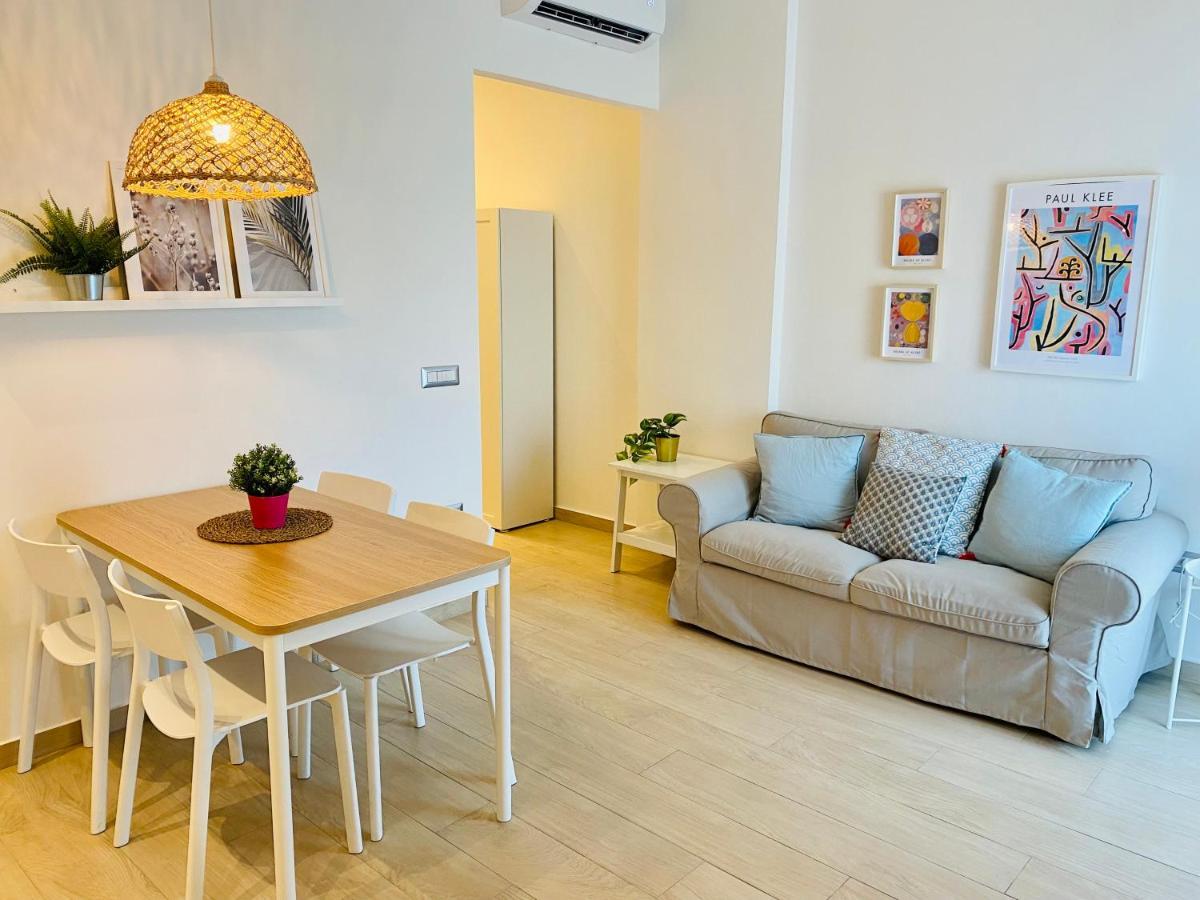 Modern City Apartment Модена Екстериор снимка