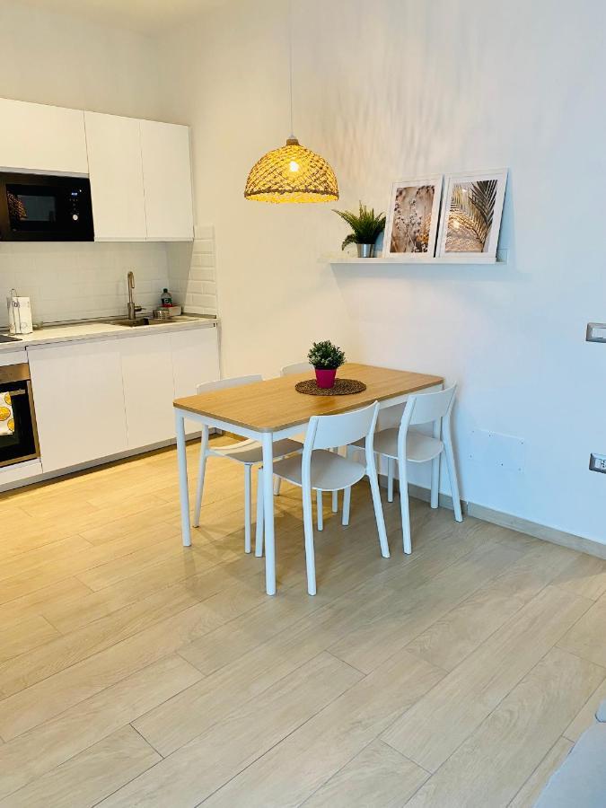 Modern City Apartment Модена Екстериор снимка