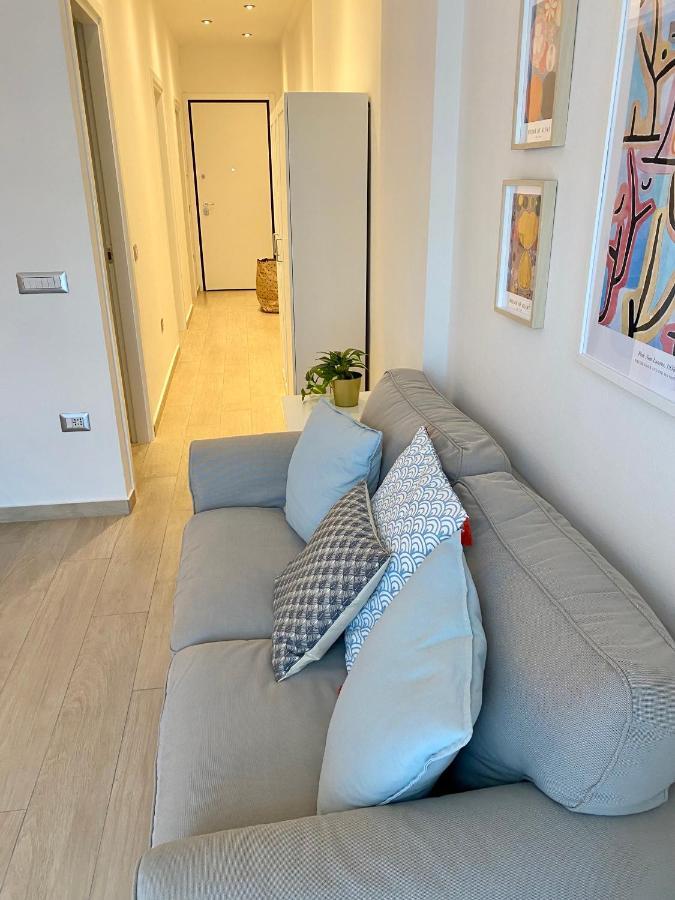 Modern City Apartment Модена Екстериор снимка