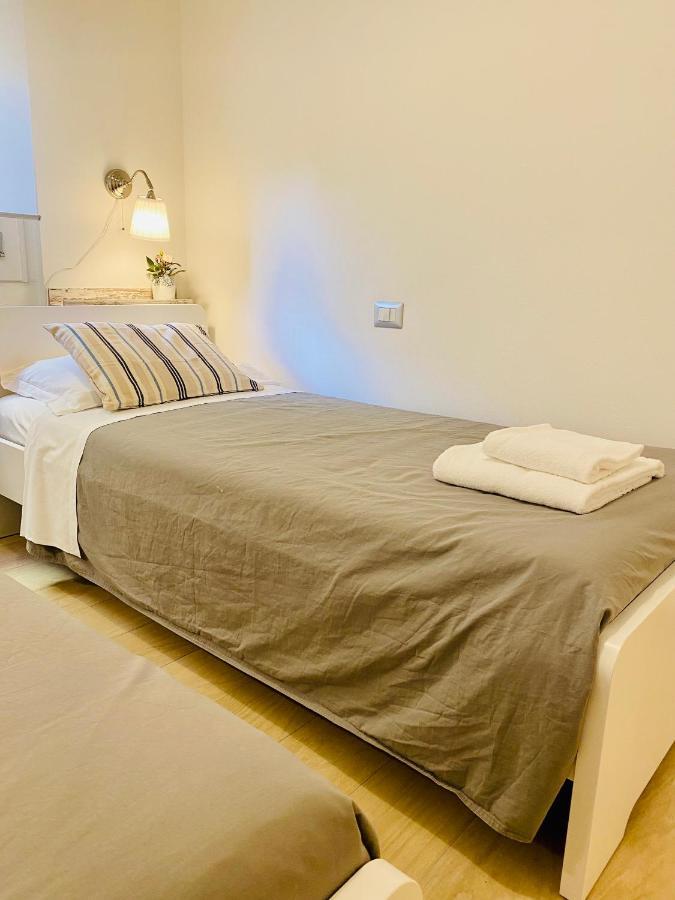 Modern City Apartment Модена Екстериор снимка